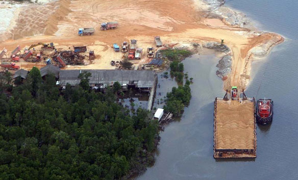Sand Mining to Singapore Sand Mining to Singapore
