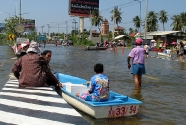 Bangkok Floods 2011- Pakkred and beyond - 27-Oct-11