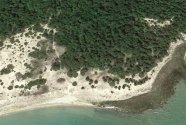 FIGURE-5-A-Cables-Bay-Beach