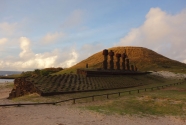 moai-Anakena-Beach-cc