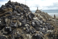 bali-trash-2-05
