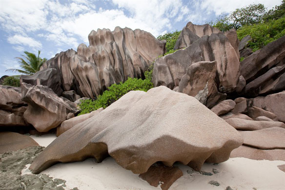 seychelles rocks