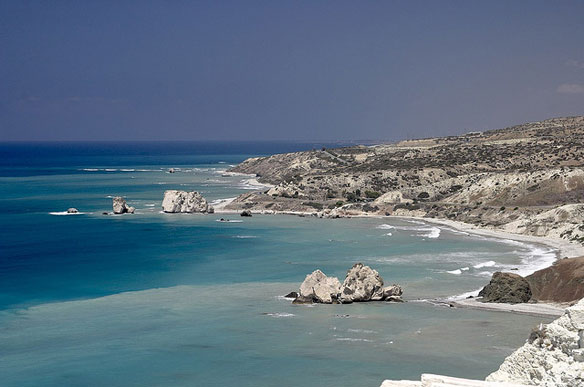 aphrodite-rock-cyprus-south-coast