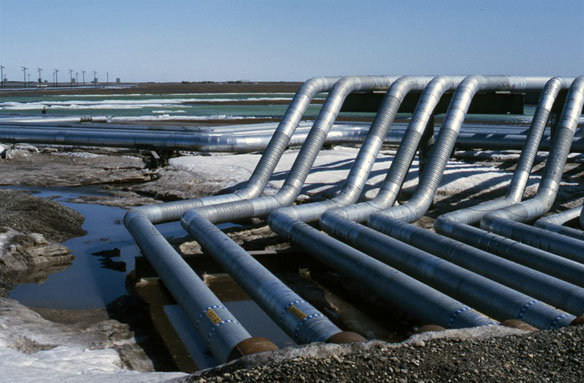 arctic-oil-field