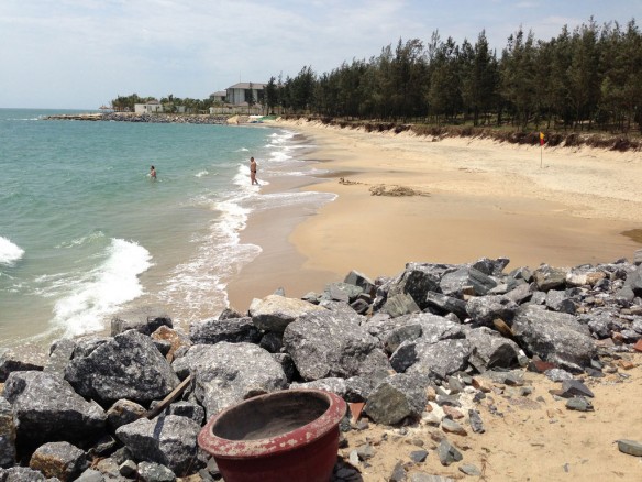 vietnam-beach-erosion