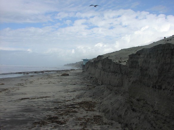 beach-erosion-san-diego