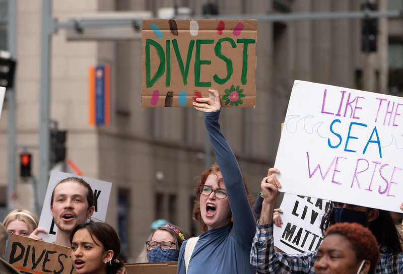 Pittsburgh Earth Day Climate Strike, April 4, 2022 (by Mark Dixon CC BY 2.0 via Flickr)