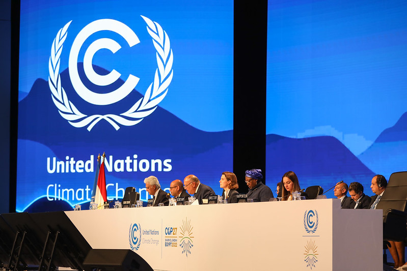 COP27 Closing Plenary Session 19 November 2022 (by Kiara Worth UN ClimateChange CC BY-NC-SA 2.0 via Flickr).