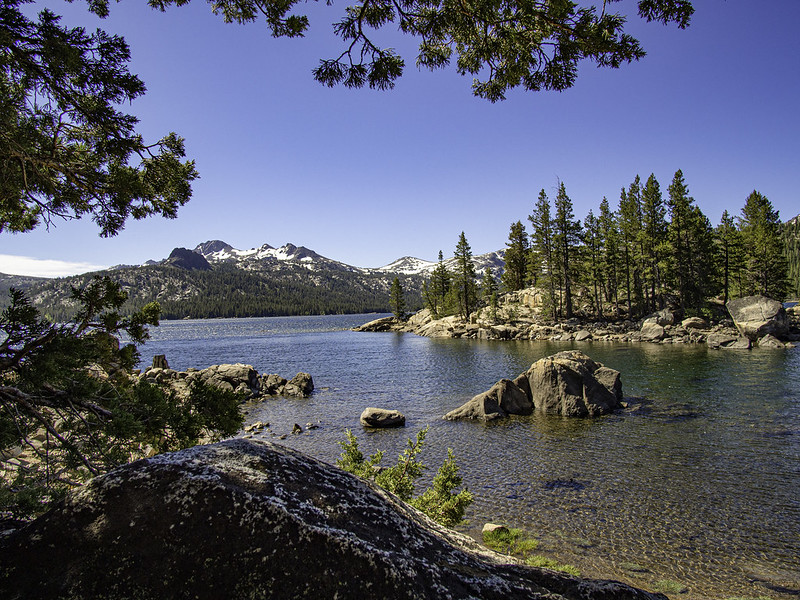 Caples Lake, High Sierra Nevada (by Tom Christensen CC BY-NC-ND 2.0 via Flickr).