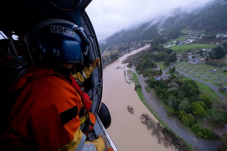 Coast Guard Air Station Astoria crew deploys to Russian River during Northern California floods (by by Petty Officer 3rd Class Taylor Bacon CC BY-NC-ND 2.0 via Flickr).