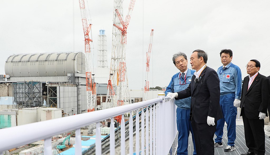 Prime Minister Suga inspecting TEPCO's Fukushima Daiichi Nuclear Power Station., 26 February 2020 (by kantei.go.jp CC BY 4.0 via Wikimedia).