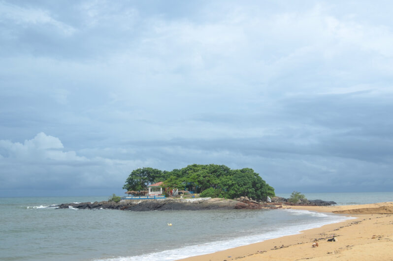 Beach near Freetown, Sierra Leone (by jbdodane CC BY-NC 2.0 DEED via Flickr).