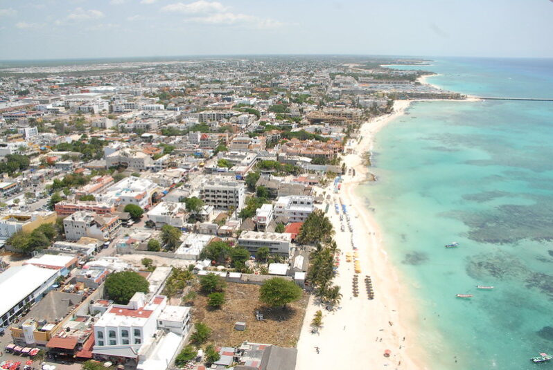 Playa del Carmen (by Noticaribe CC BY 2.0 via Flickr).